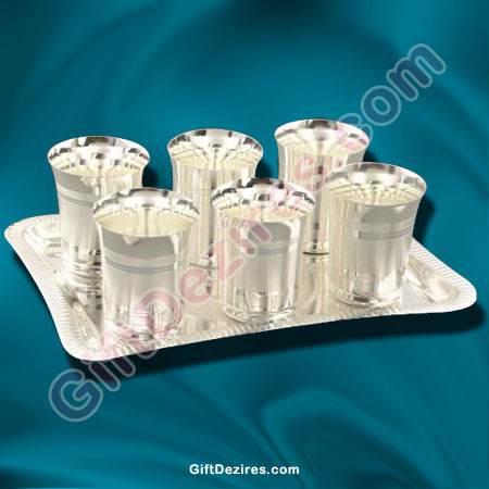 Silver Plated Gifts Set of 6 Glasses with Tray